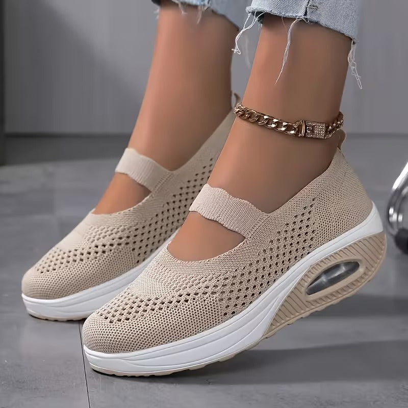 Women’s Breathable Mesh Slip-on Platform Sneakers (Soft Sole Casual Low-top Shoes)