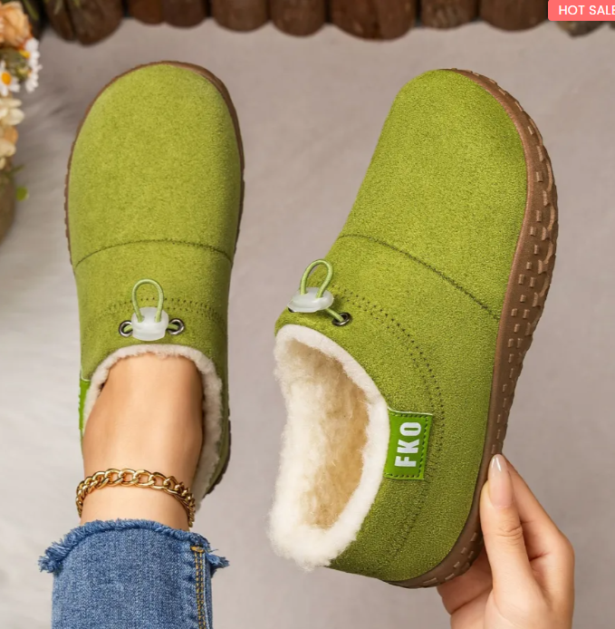 Warm, fur-lined women's mules – Warm, comfortable, and non-slip winter shoes