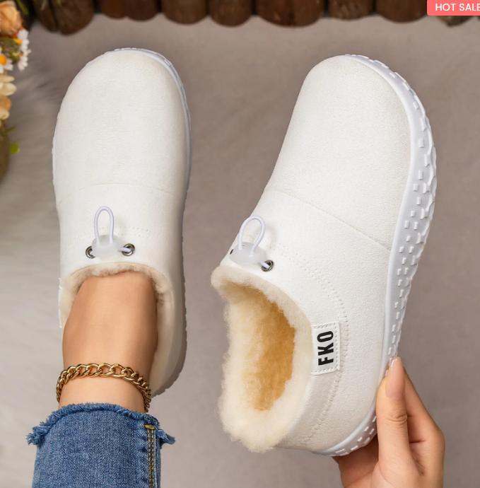 Warm, fur-lined women's mules – Warm, comfortable, and non-slip winter shoes