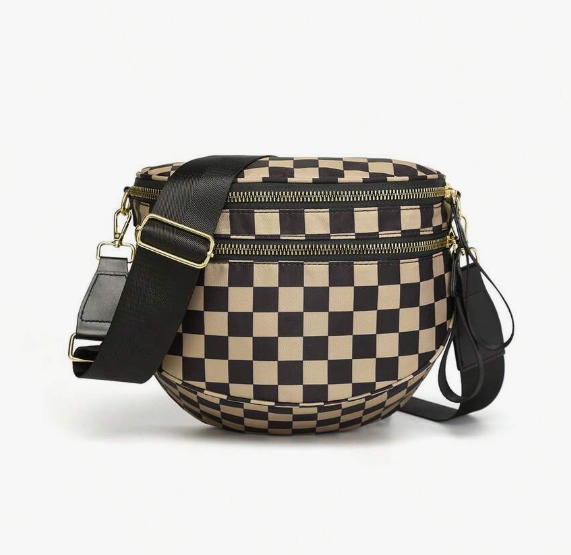 GoFree - The Roomiest Bum Bag