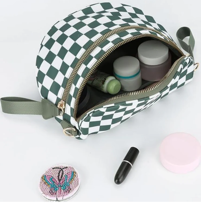 GoFree - The Roomiest Bum Bag